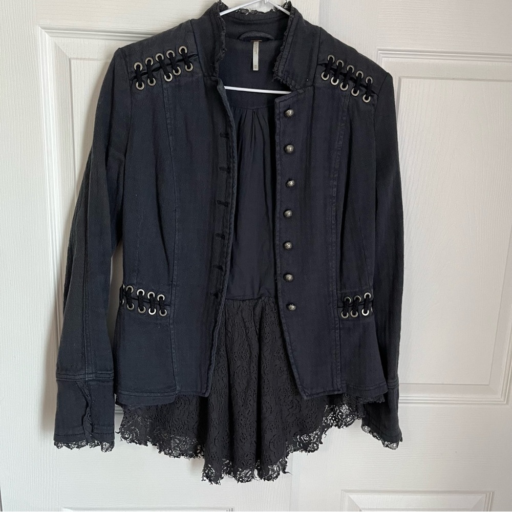 FREE PEOPLE VICTORIAN LACE JACKET IN NAVY SIZE XS - Picture 5 of 16